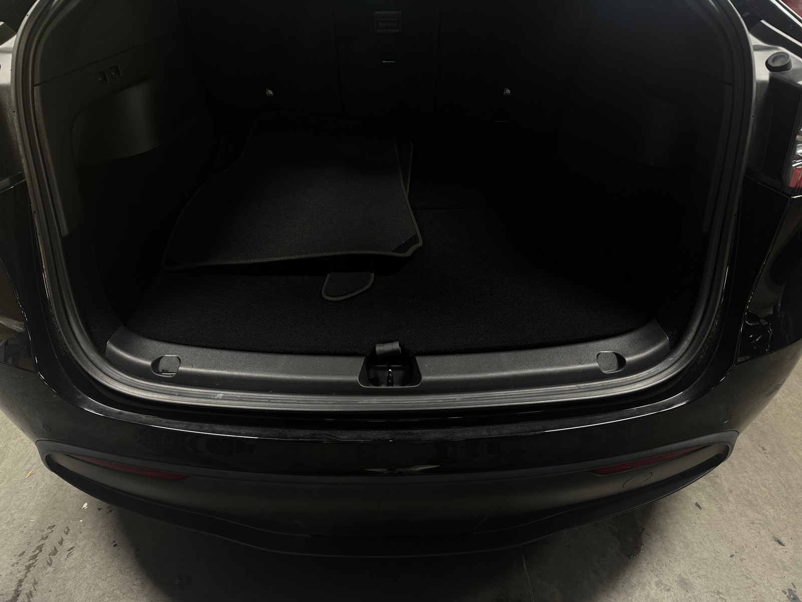 Thumbnail: 2022 Tesla Model Y - 6