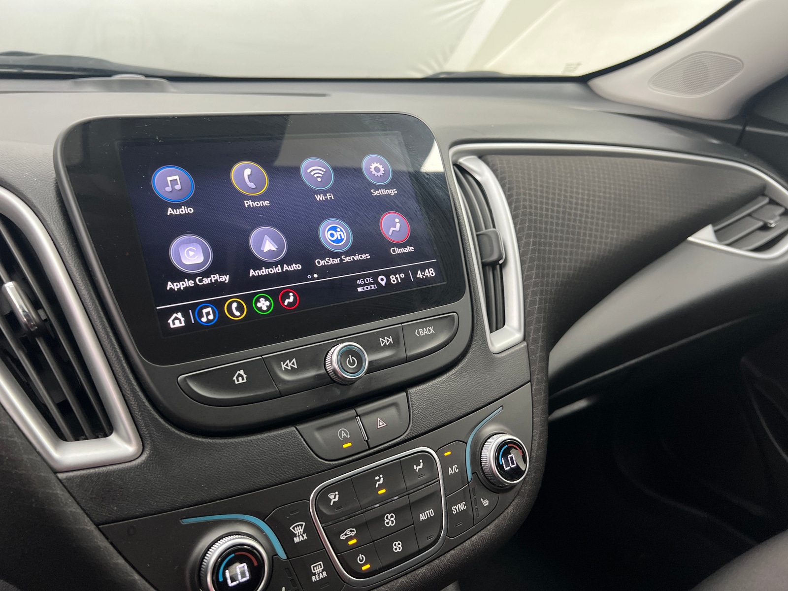 Thumbnail: 2023 Chevrolet Malibu - 4