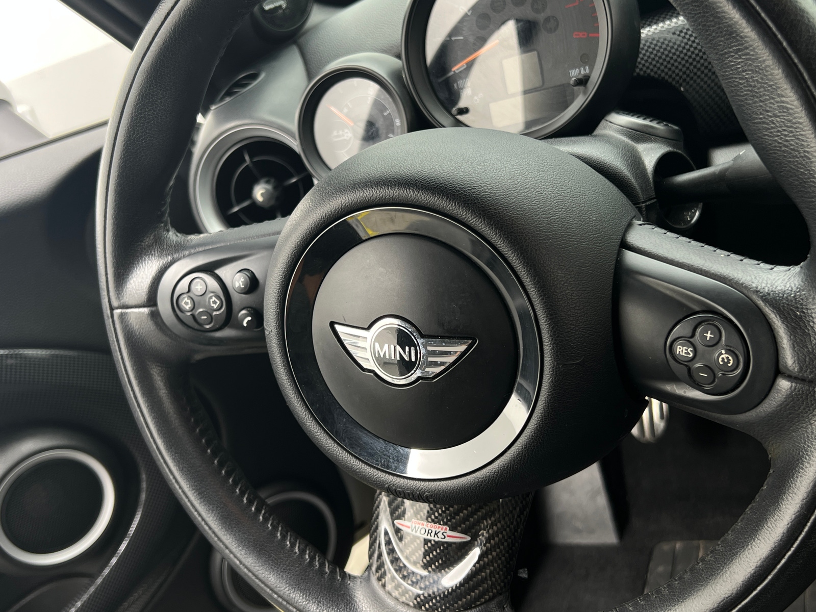 Thumbnail: 2015 MINI Cooper Roadster - 5