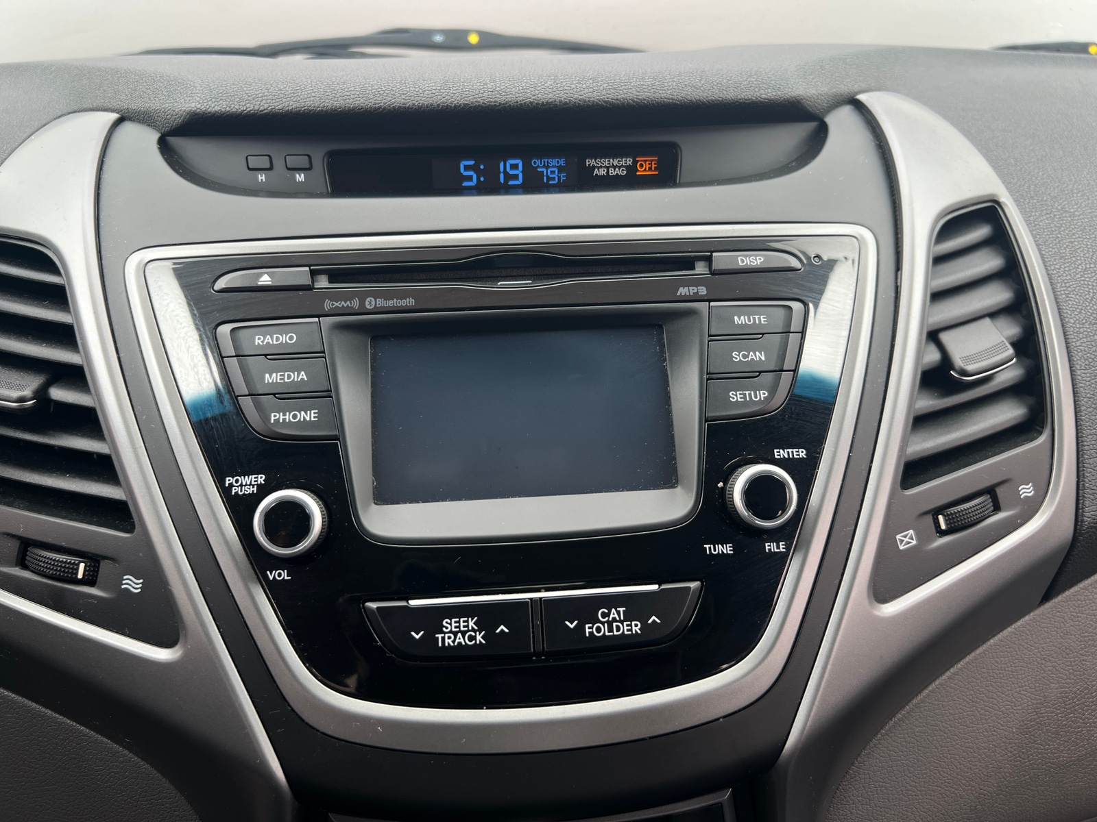 Thumbnail: 2014 Hyundai Elantra - 4
