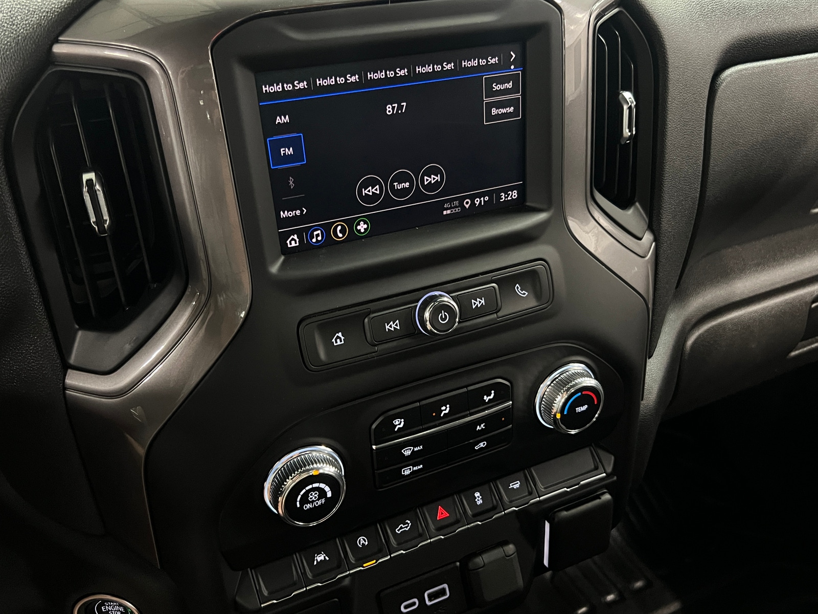 Thumbnail: 2024 GMC Sierra 1500 - 4