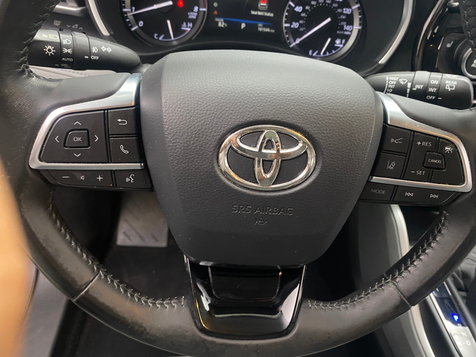 Thumbnail: 2020 Toyota Highlander - 4