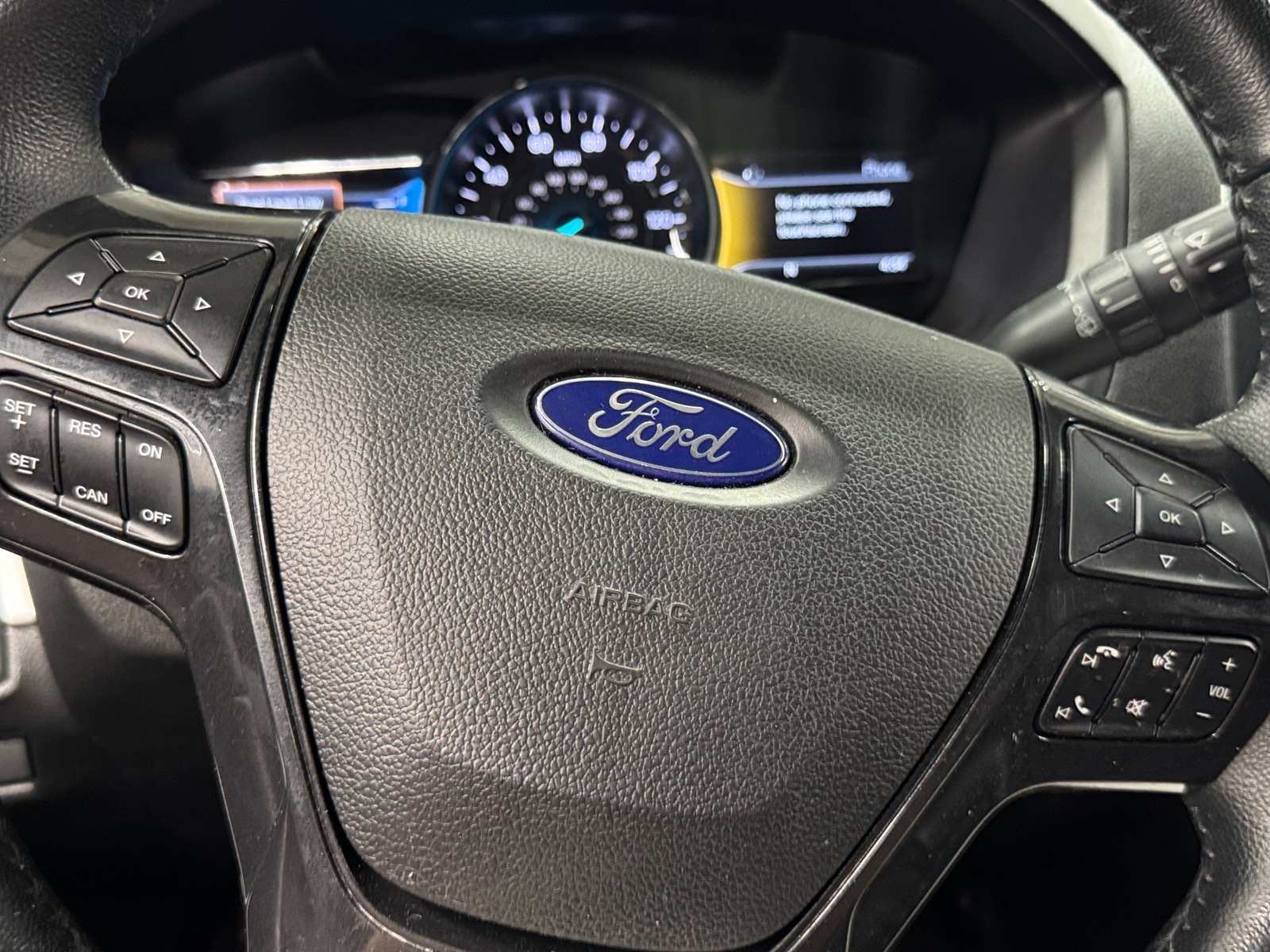 Thumbnail: 2017 Ford Explorer - 4