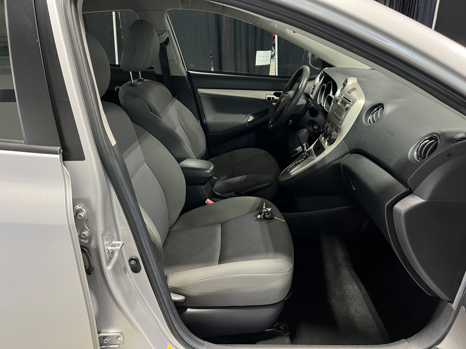 Thumbnail: 2010 Toyota Matrix - 2
