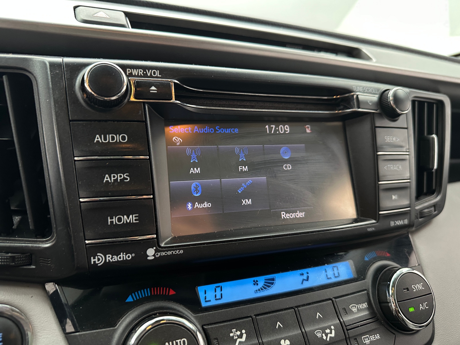 Thumbnail: 2018 Toyota RAV4 - 4