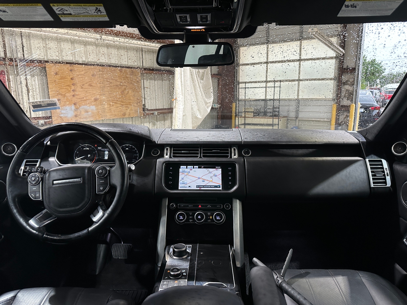 Thumbnail: 2016 Land Rover Range Rover - 2