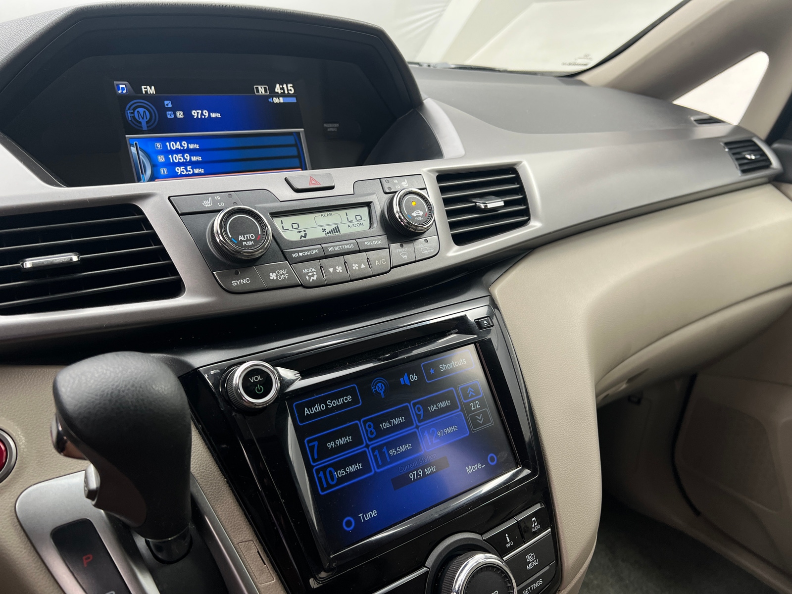 Thumbnail: 2016 Honda Odyssey - 3