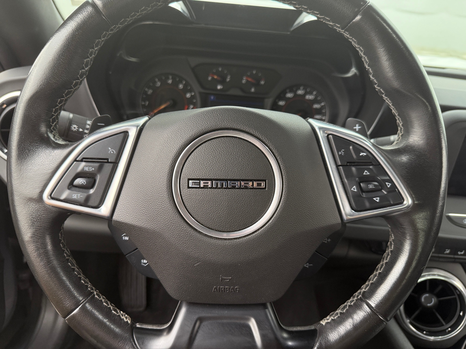 Thumbnail: 2022 Chevrolet Camaro - 4
