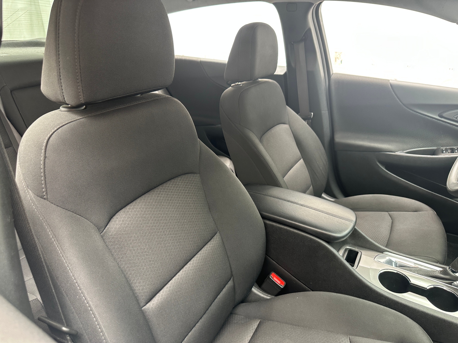 Thumbnail: 2020 Chevrolet Malibu - 2