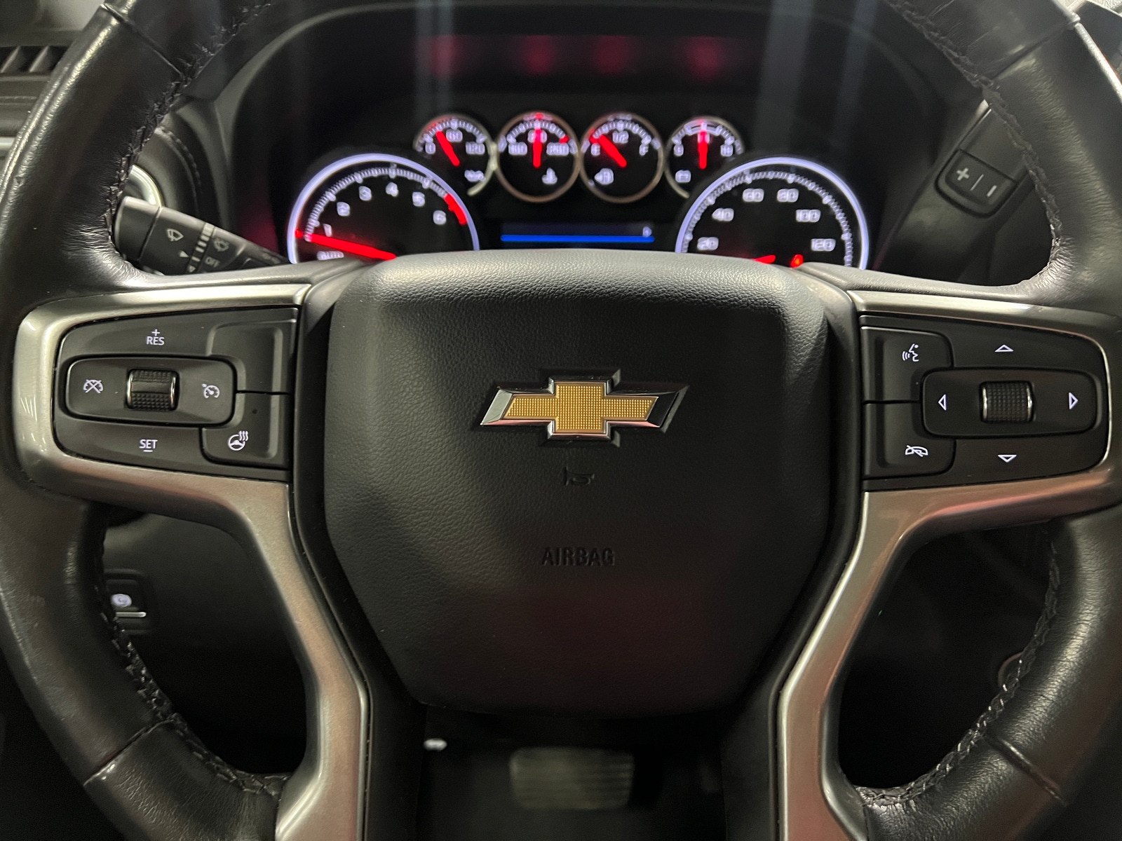 Thumbnail: 2021 Chevrolet Silverado 1500 - 5