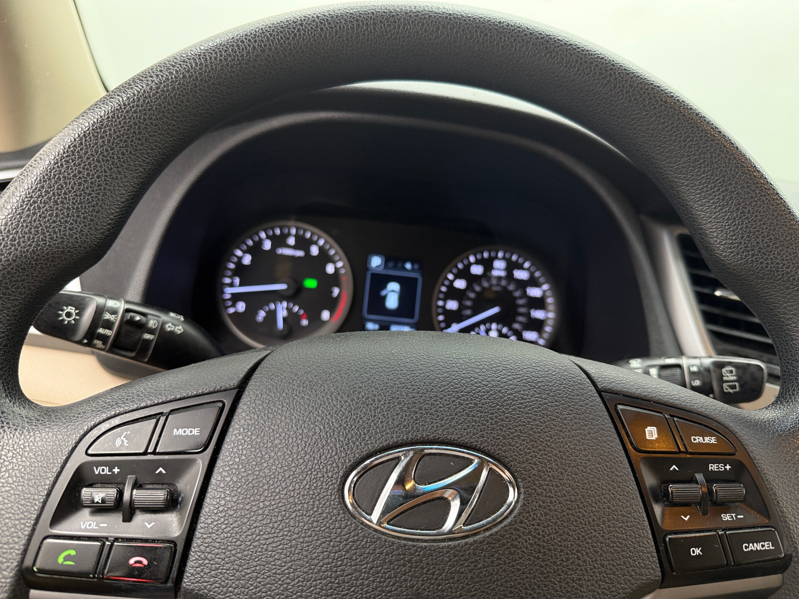 Thumbnail: 2016 Hyundai Tucson - 5