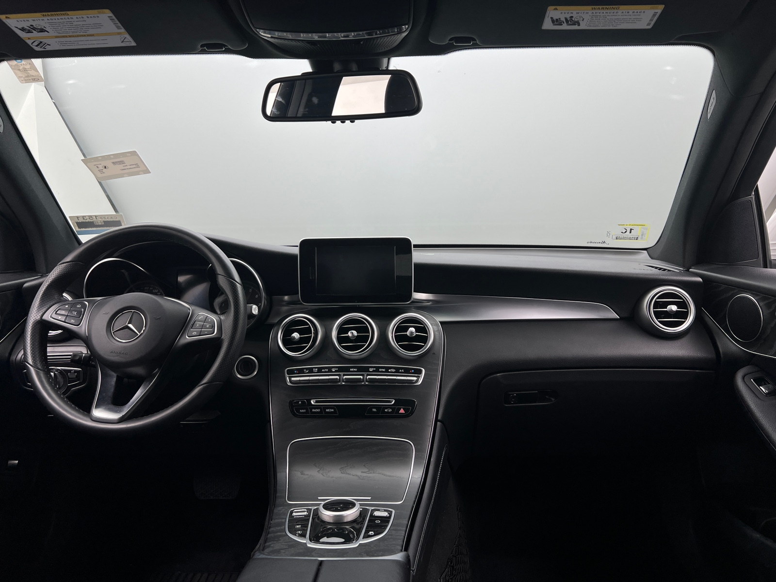 Thumbnail: 2018 Mercedes-Benz GLC - 2