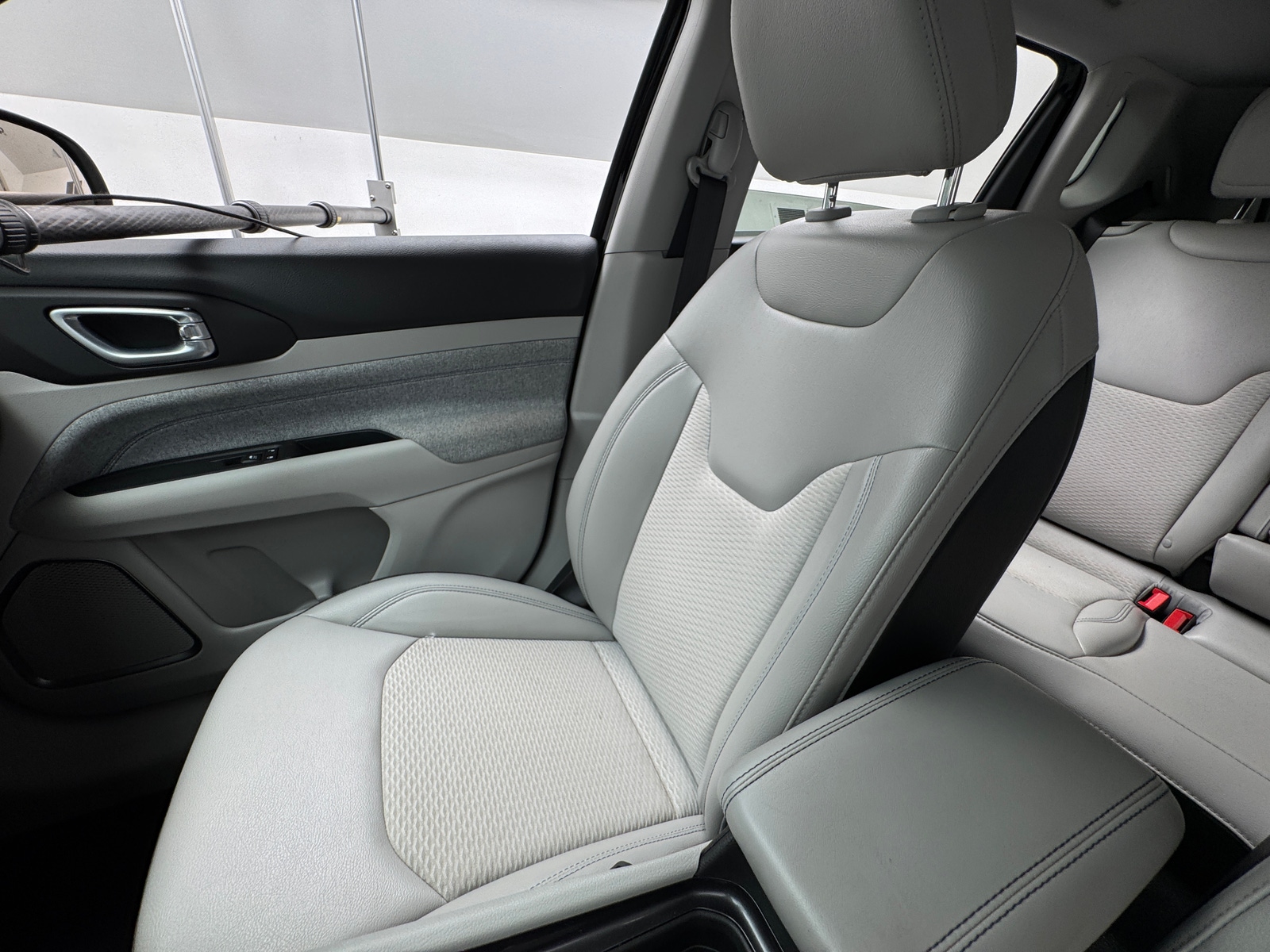 Thumbnail: 2022 Jeep Compass - 2