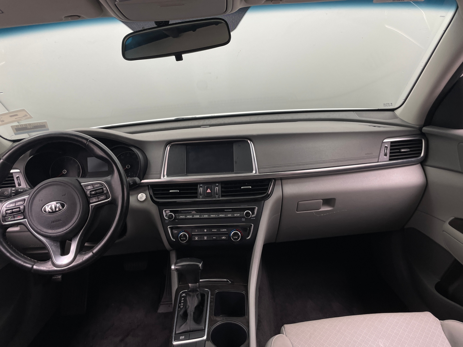 Thumbnail: 2018 Kia Optima - 3