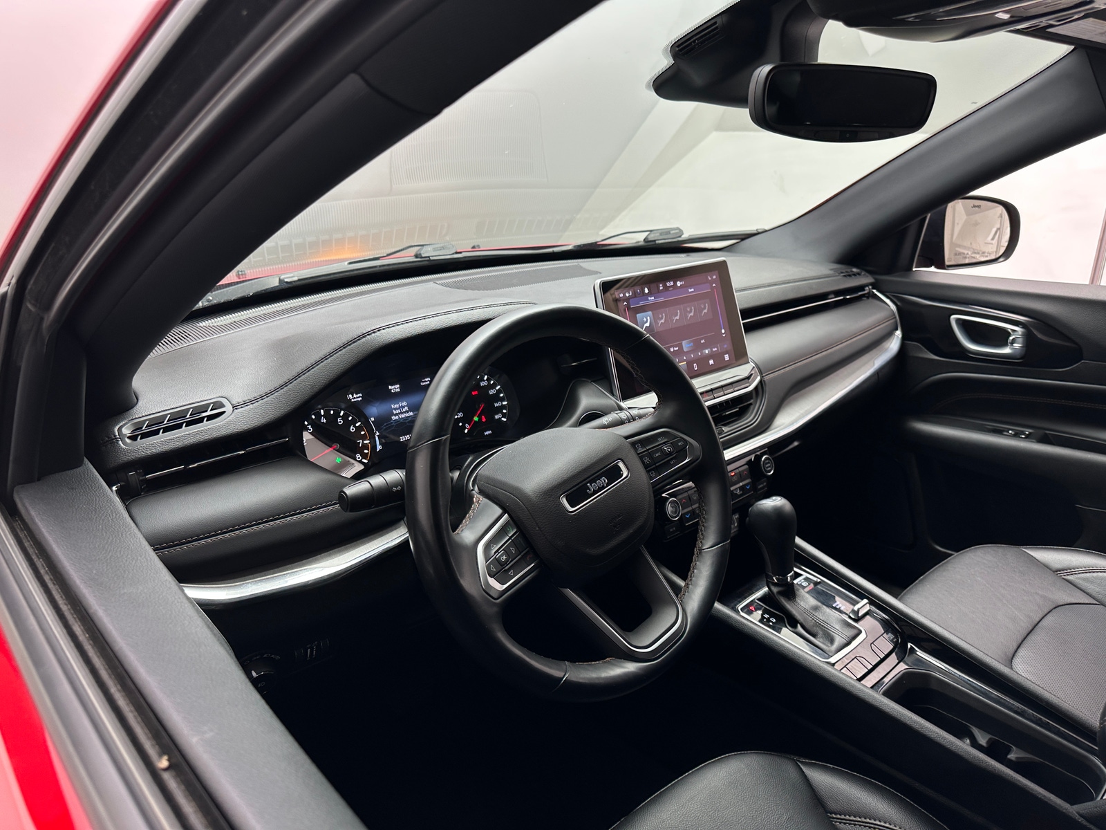 Thumbnail: 2022 Jeep Compass - 3