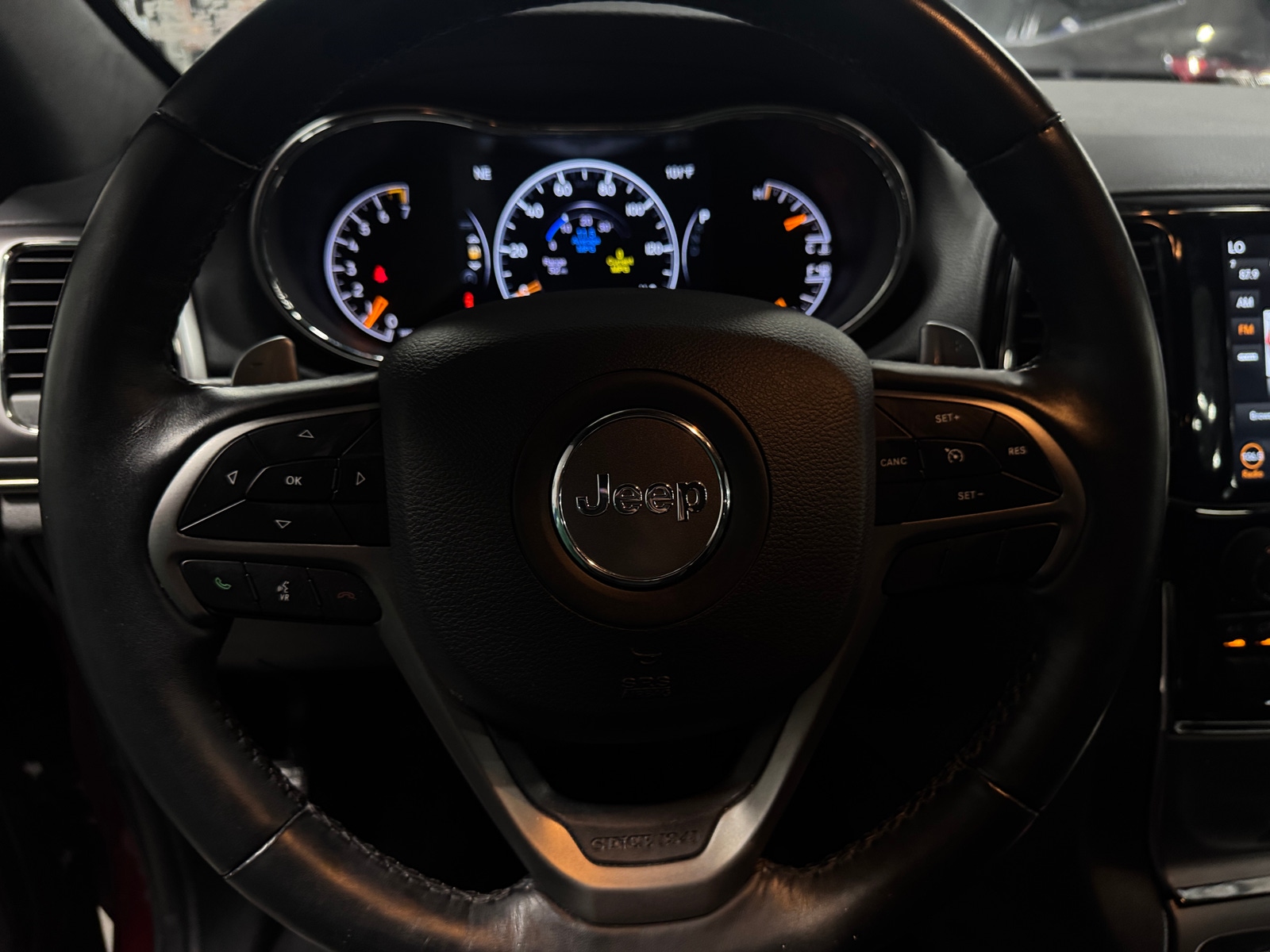 Thumbnail: 2019 Jeep Grand Cherokee - 4