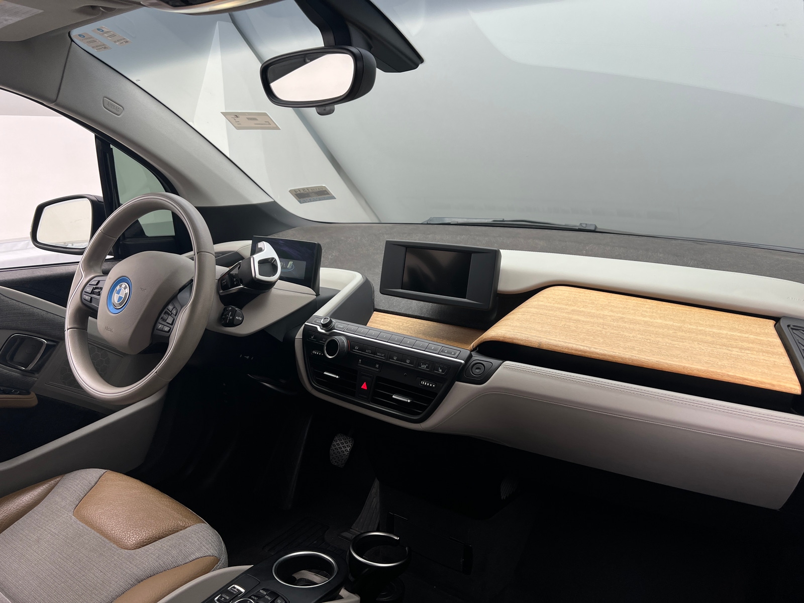 Thumbnail: 2016 BMW i3 - 3