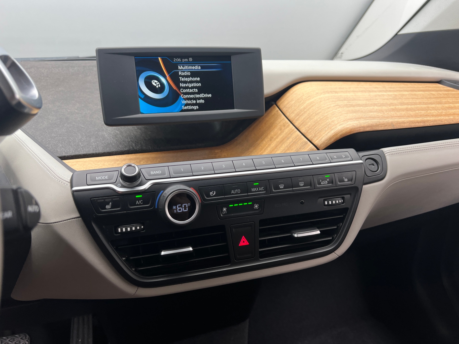 Thumbnail: 2016 BMW i3 - 4