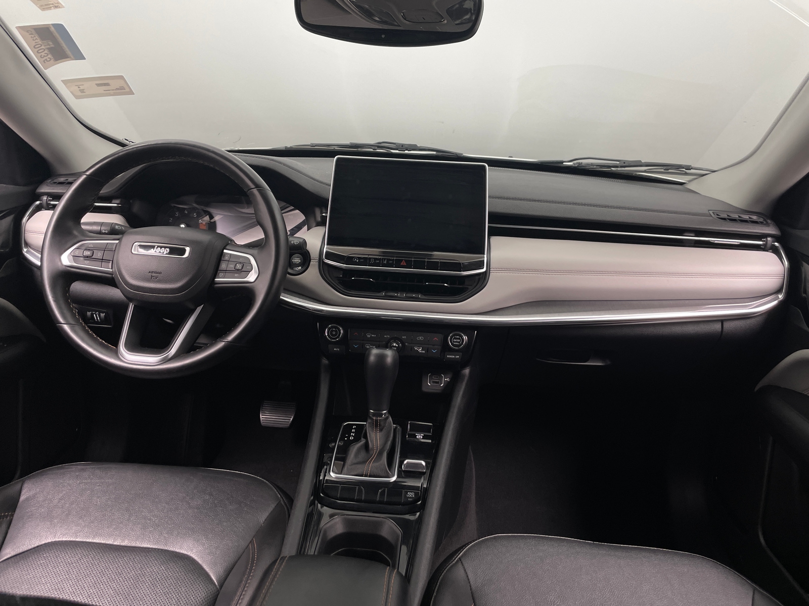 Thumbnail: 2022 Jeep Compass - 3