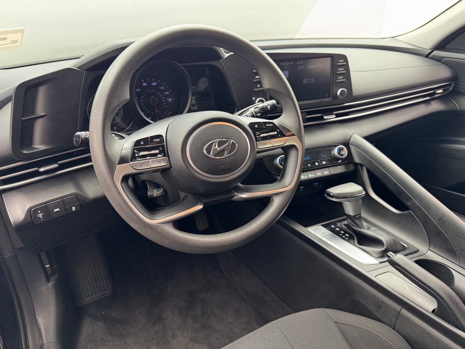 Thumbnail: 2023 Hyundai Elantra - 3