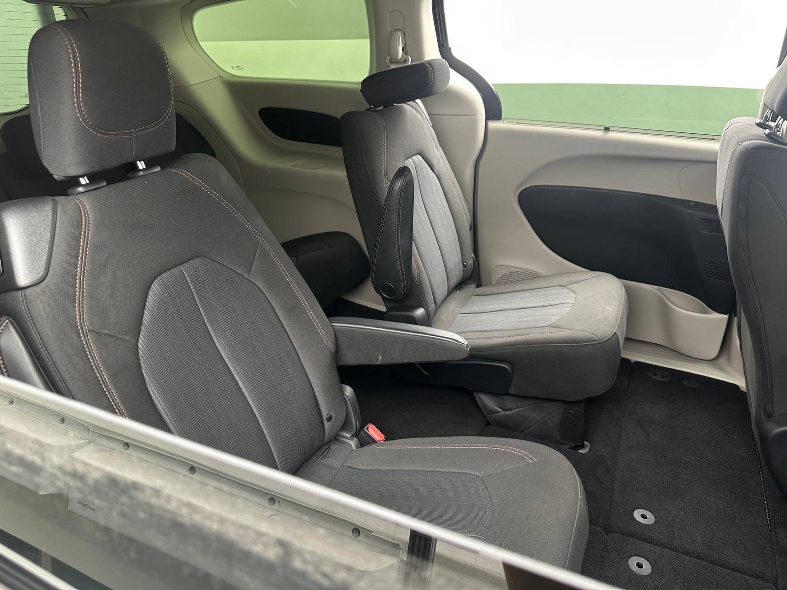 Thumbnail: 2020 Chrysler Pacifica - 6