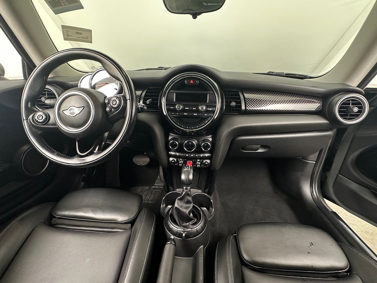 Thumbnail: 2015 MINI Cooper Hardtop - 2