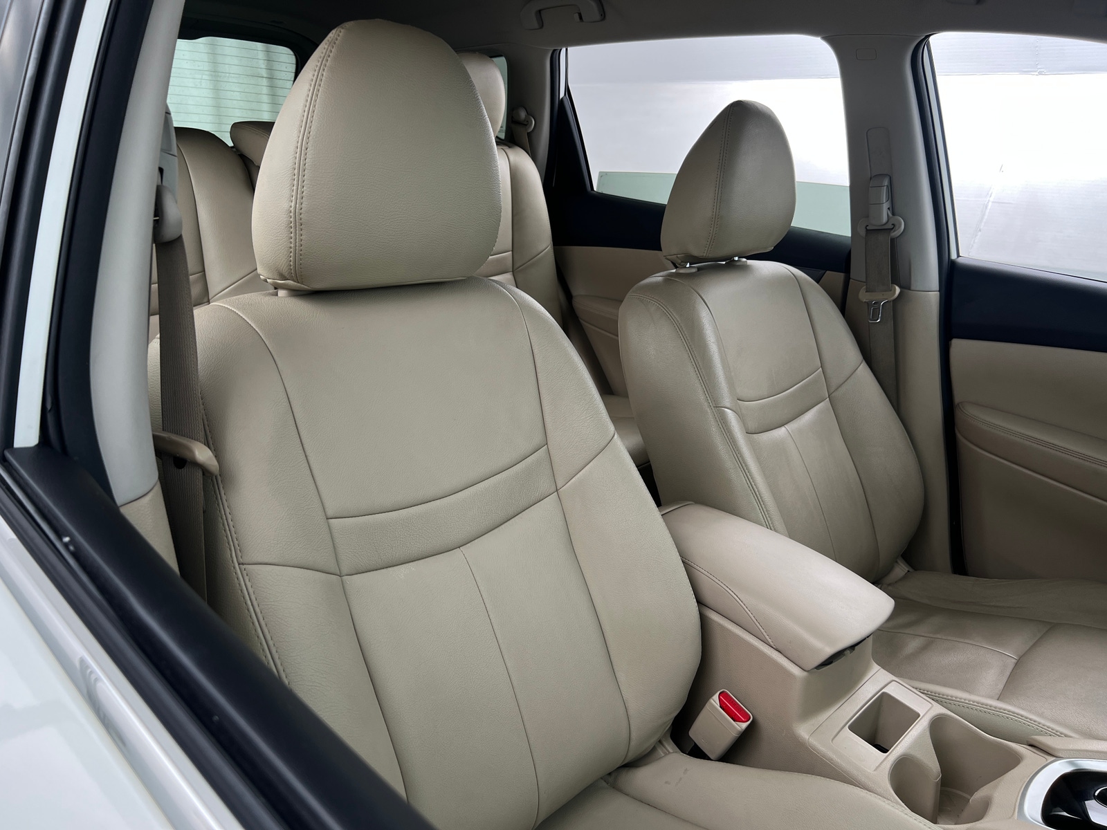 Thumbnail: 2015 Nissan Rogue - 2
