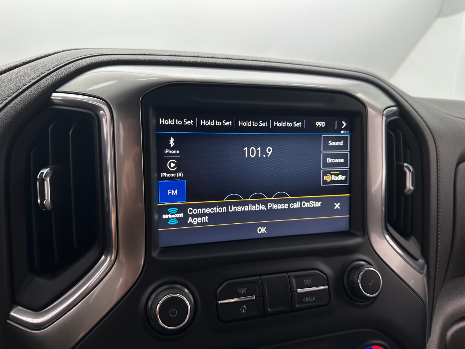 Thumbnail: 2021 Chevrolet Silverado 1500 - 4