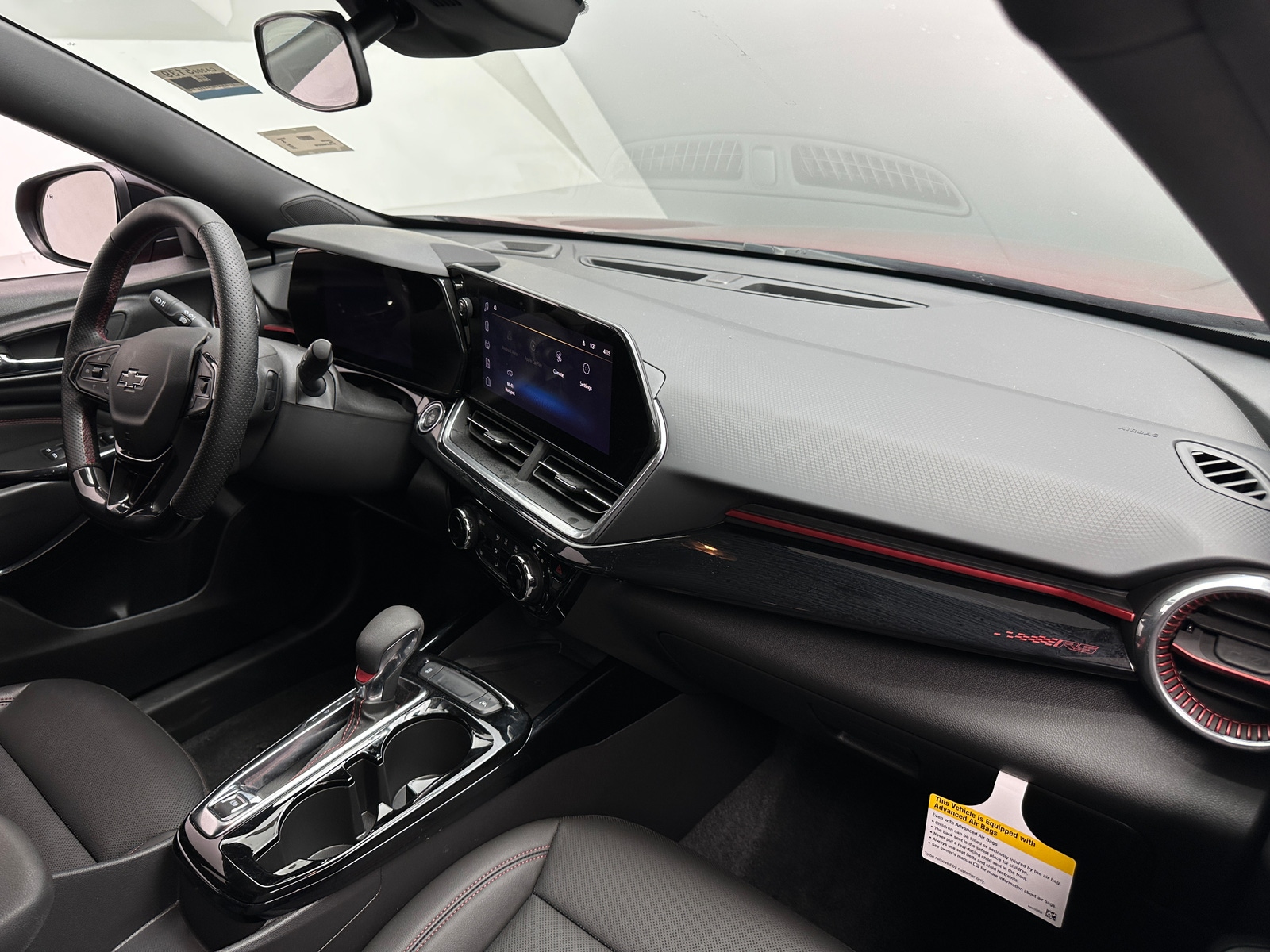 Thumbnail: 2025 Chevrolet Trax - 2