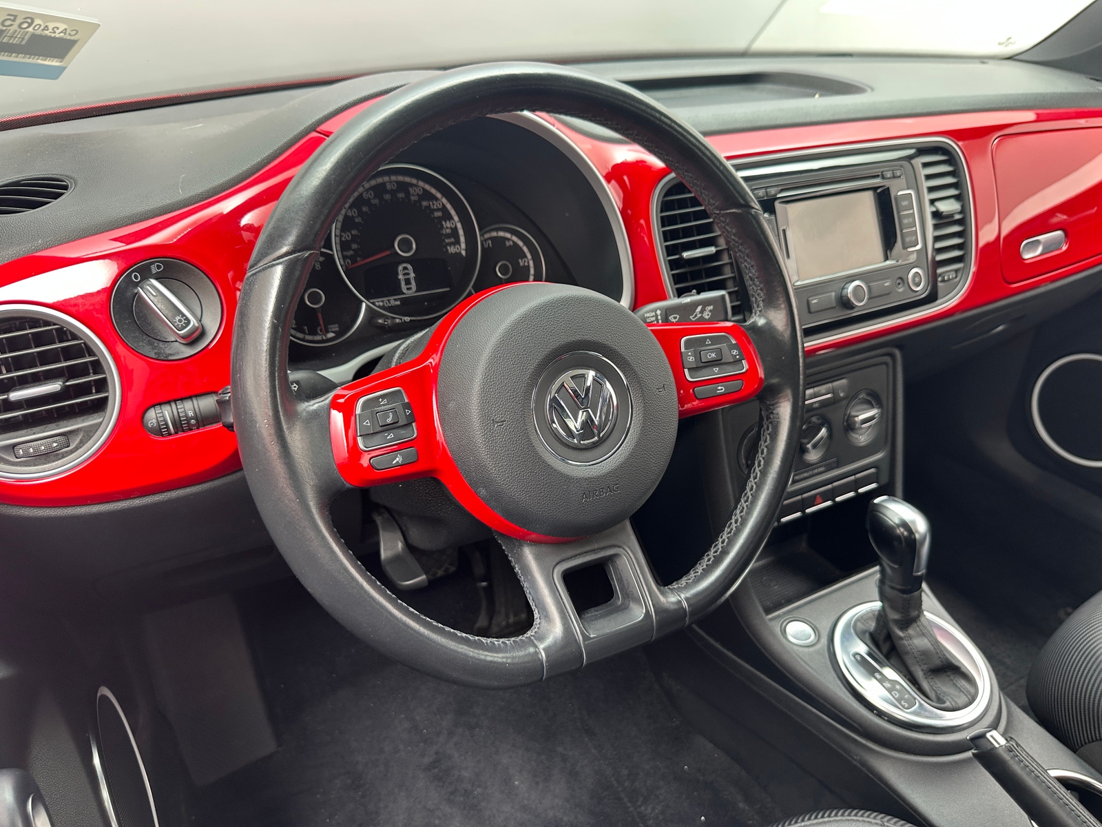 Thumbnail: 2013 Volkswagen Beetle - 4