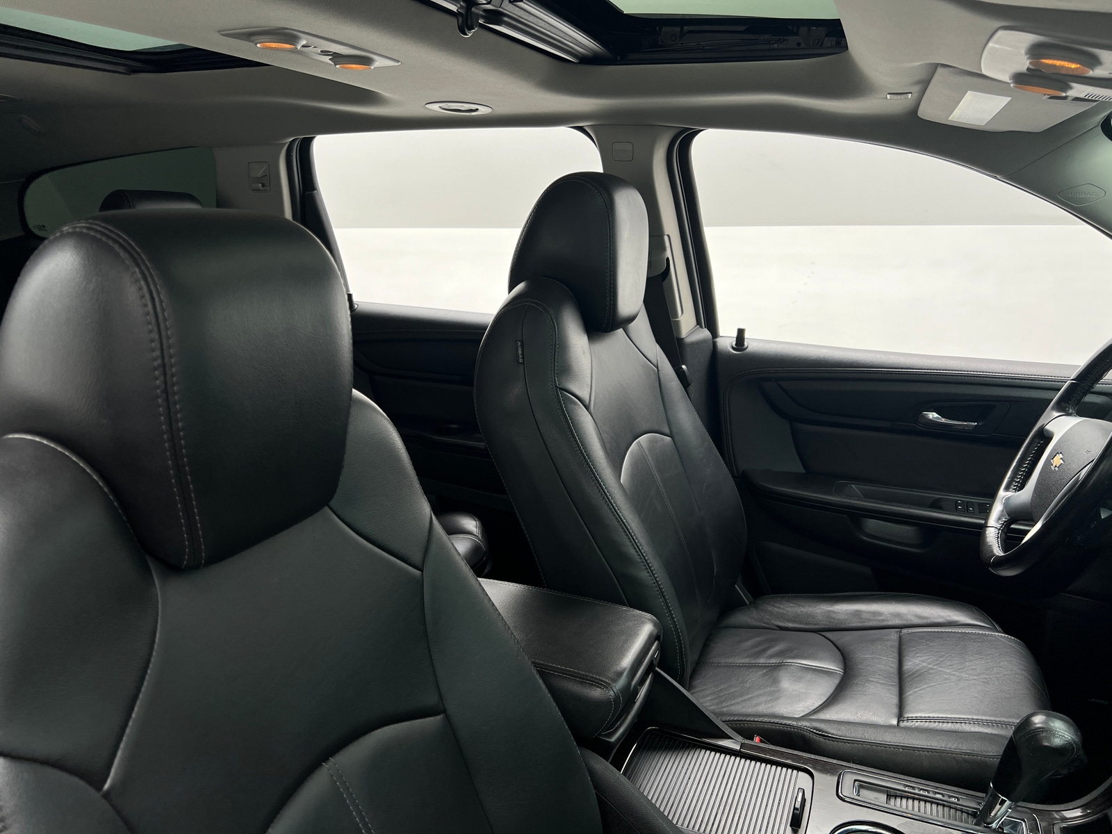 Thumbnail: 2017 Chevrolet Traverse - 2
