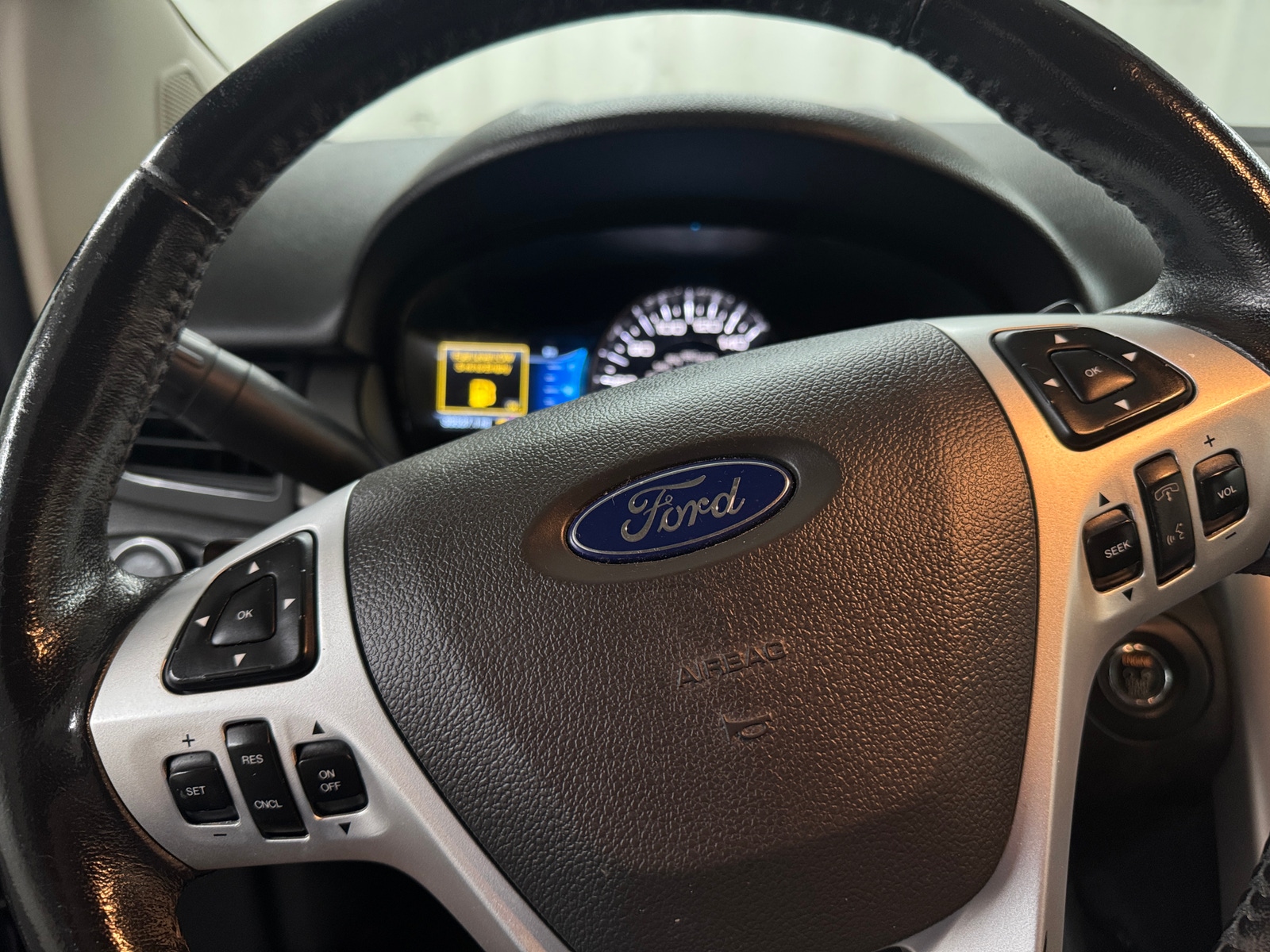 Thumbnail: 2013 Ford Edge - 4
