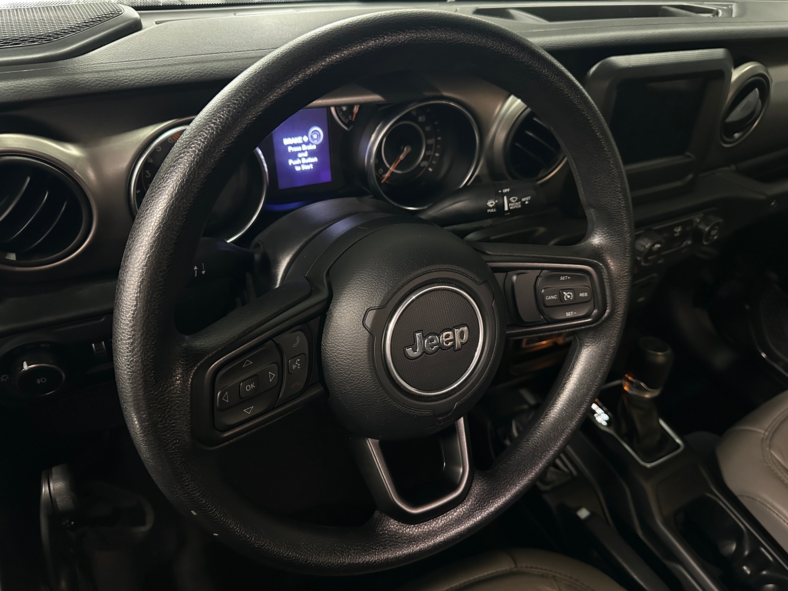 Thumbnail: 2022 Jeep Wrangler - 5