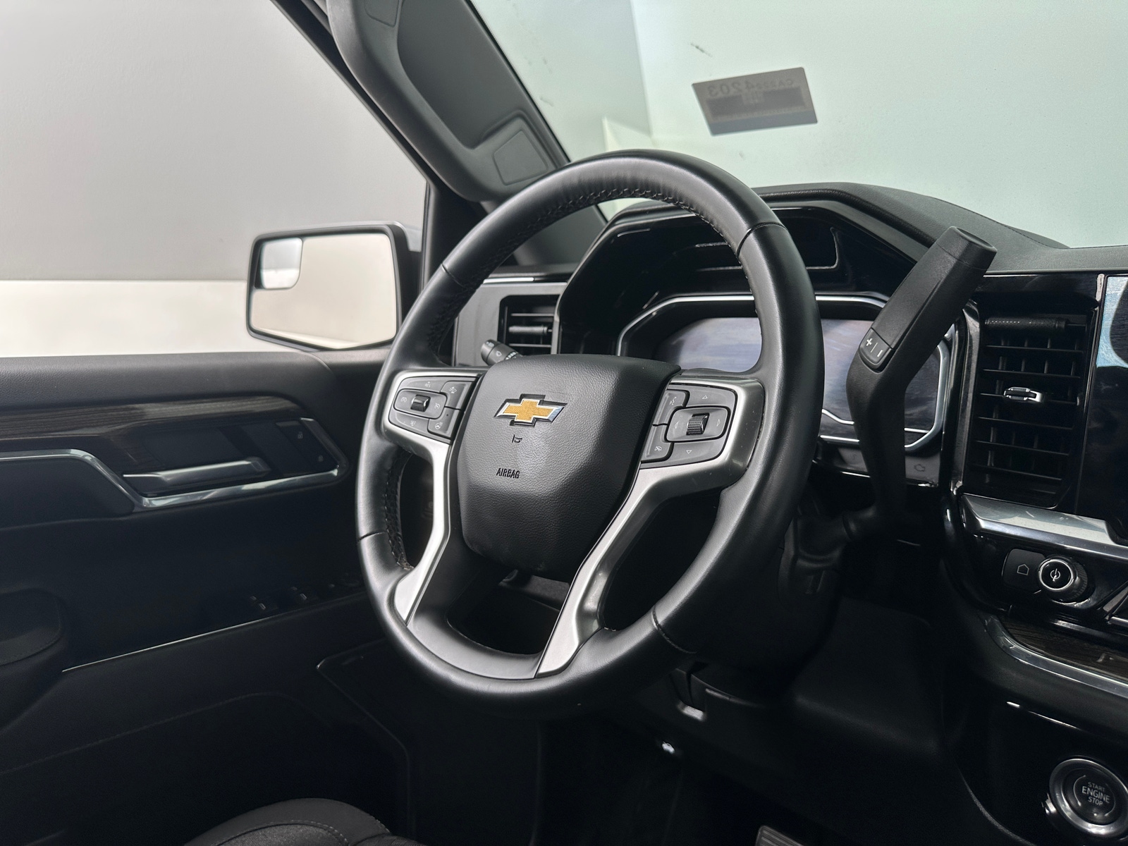 Thumbnail: 2023 Chevrolet Silverado 1500 - 5