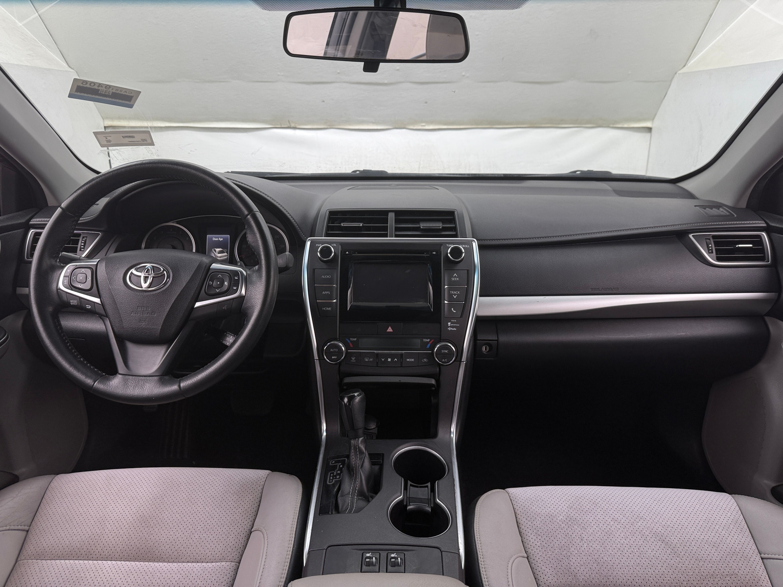 Thumbnail: 2015 Toyota Camry - 3