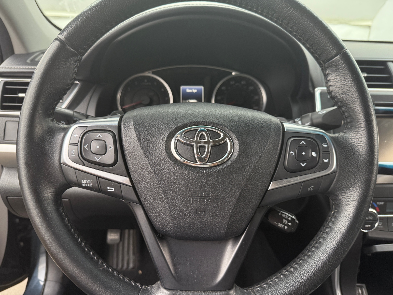 Thumbnail: 2015 Toyota Camry - 5