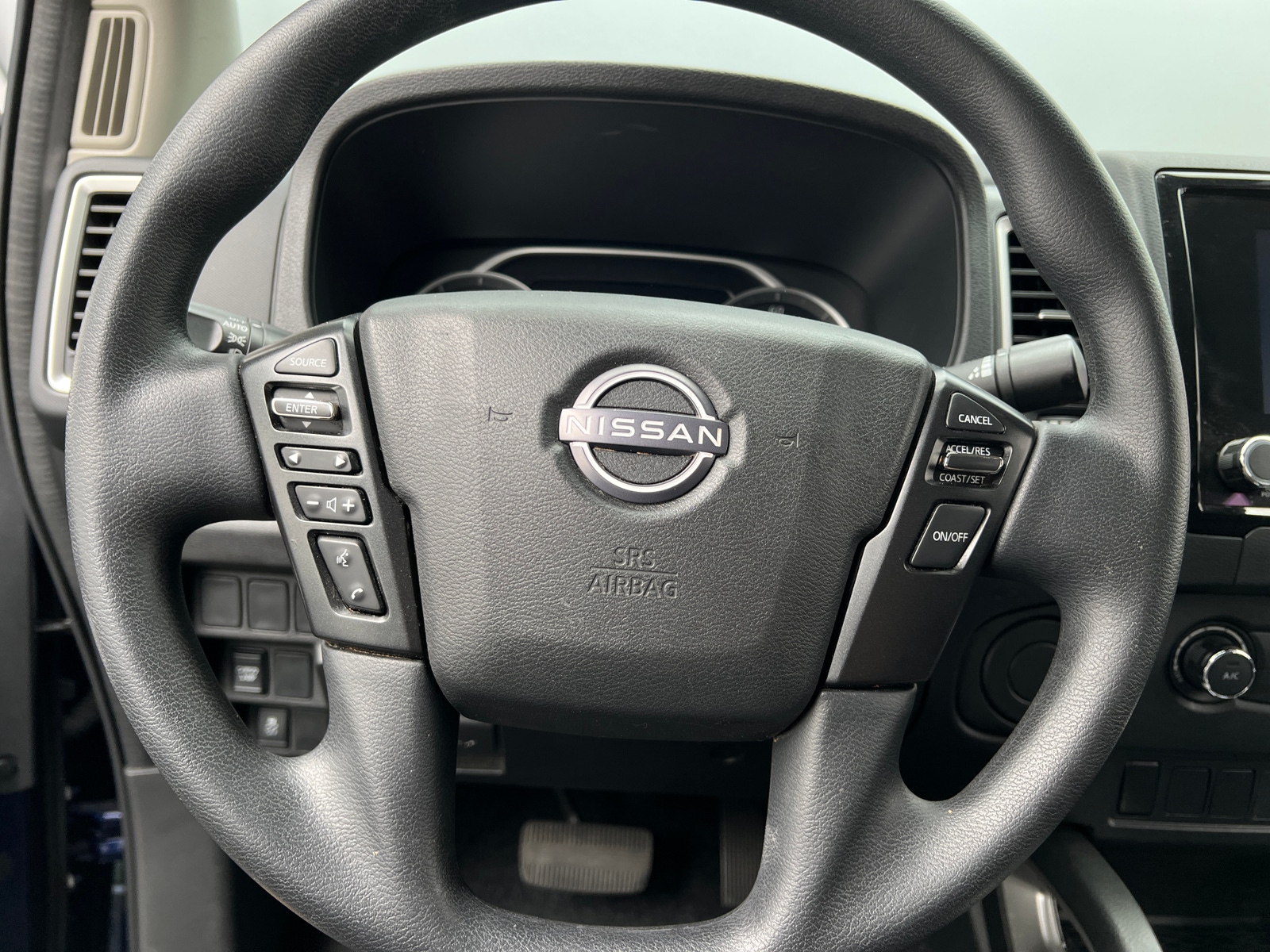 Thumbnail: 2023 Nissan Frontier - 5
