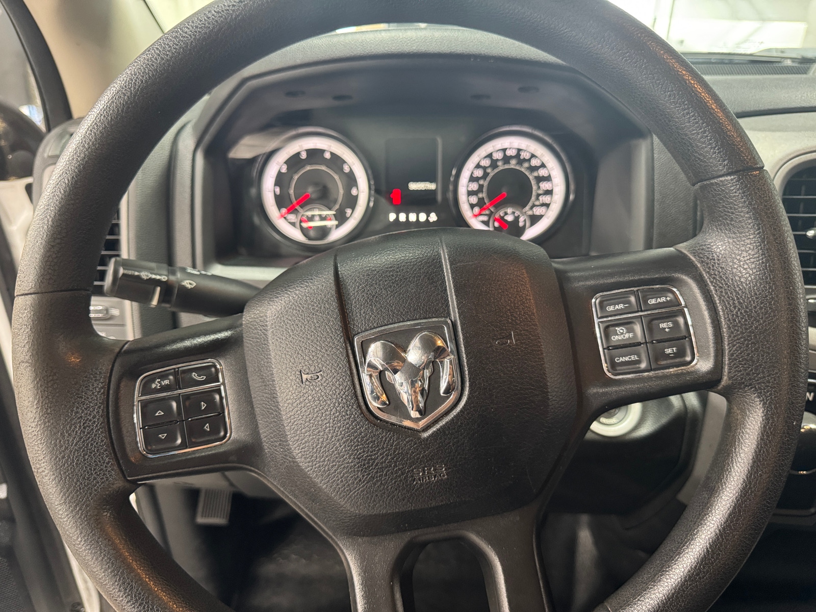 Thumbnail: 2021 RAM 1500 Classic - 5