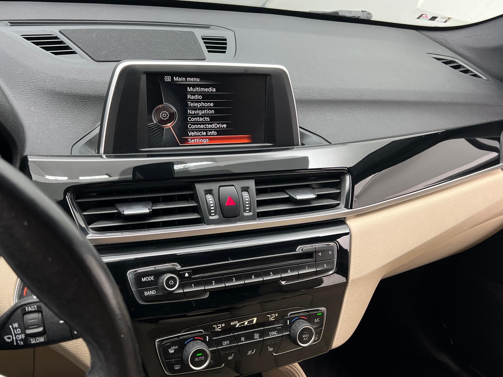Thumbnail: 2017 BMW X1 - 3