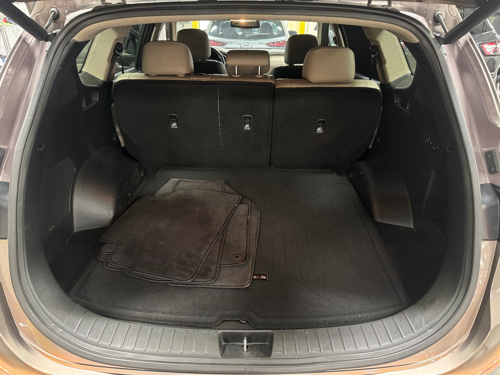 Thumbnail: 2019 Hyundai Santa Fe - 6
