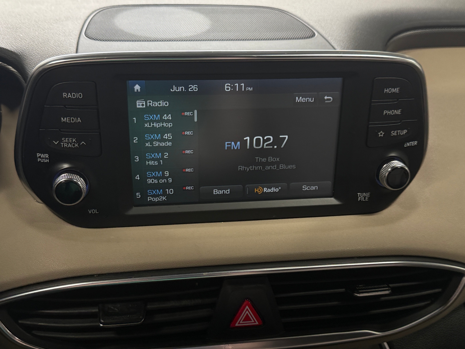 Thumbnail: 2019 Hyundai Santa Fe - 3