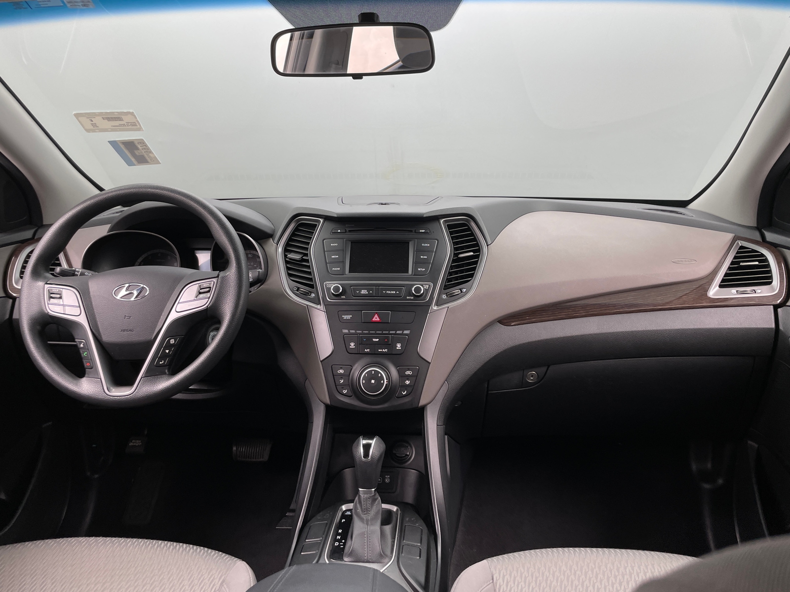 Thumbnail: 2018 Hyundai Santa Fe - 3
