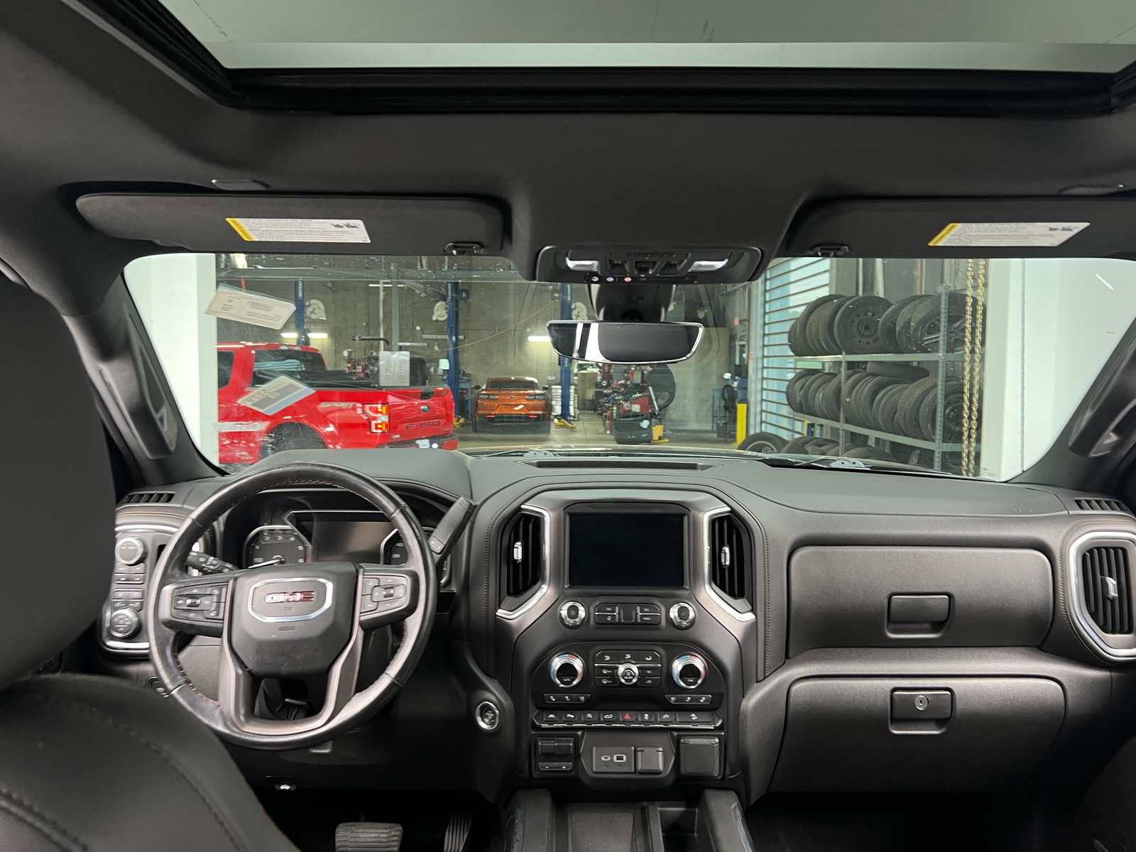 Thumbnail: 2020 GMC Sierra 1500 - 3