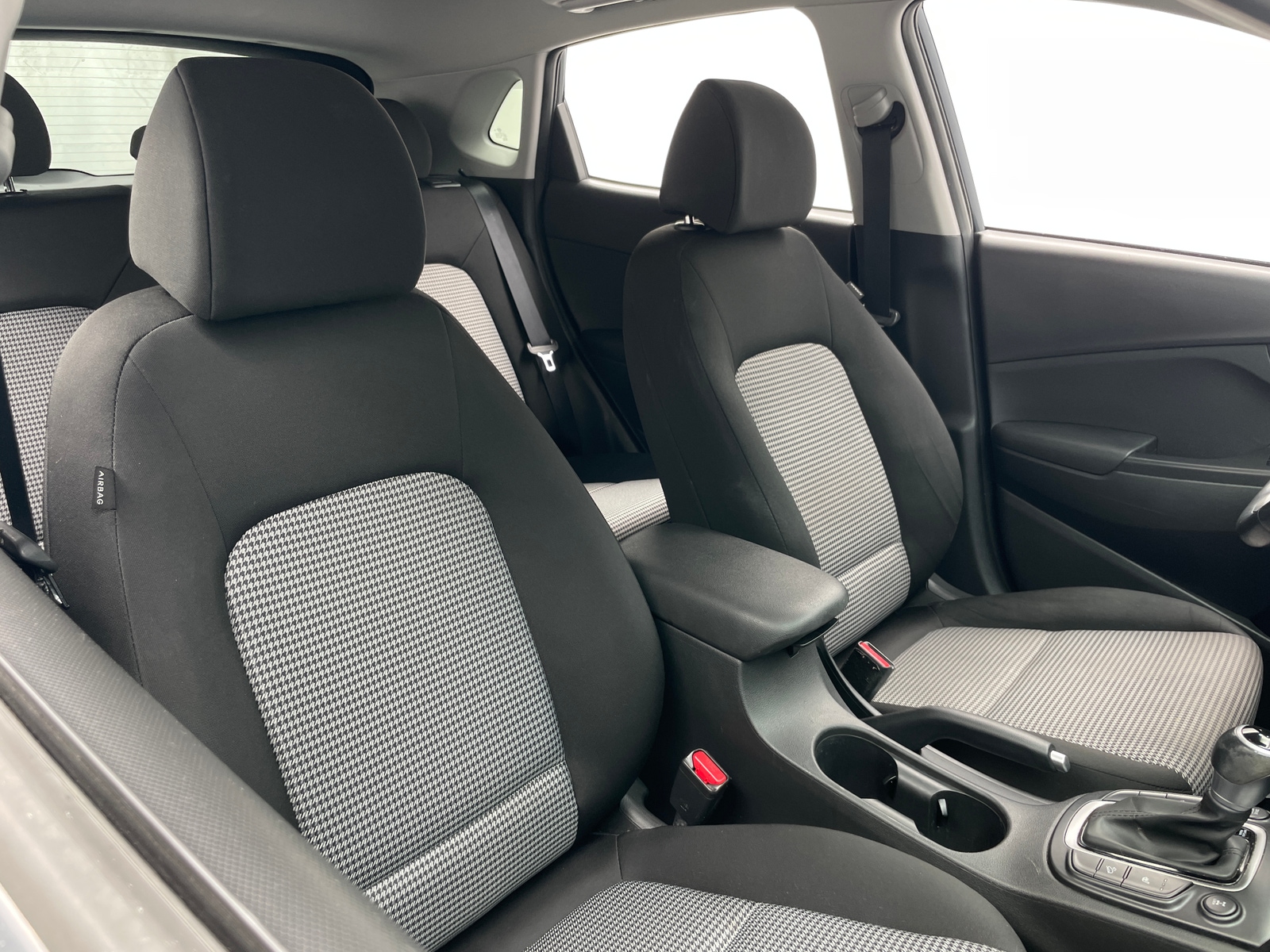 Thumbnail: 2020 Hyundai Kona - 2