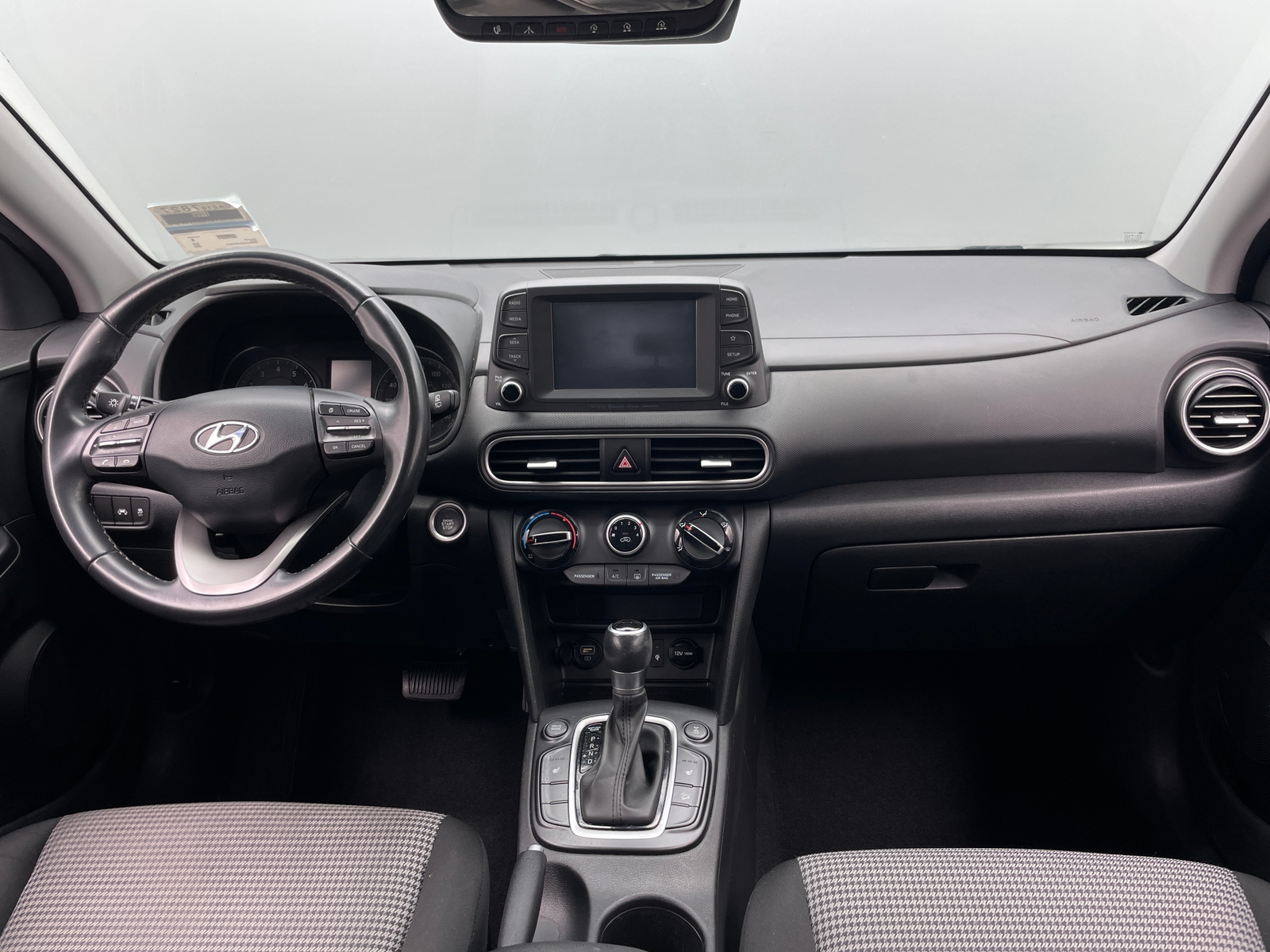 Thumbnail: 2020 Hyundai Kona - 3