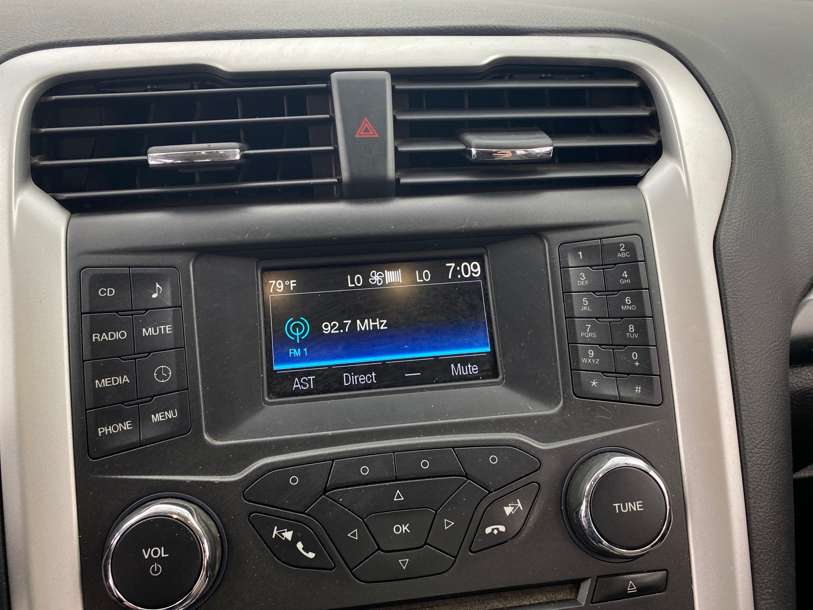 Thumbnail: 2016 Ford Fusion - 4