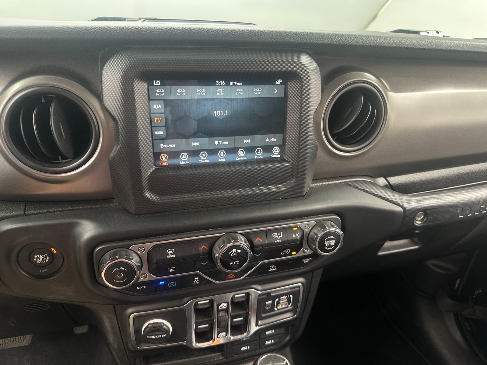 Thumbnail: 2023 Jeep Wrangler - 4