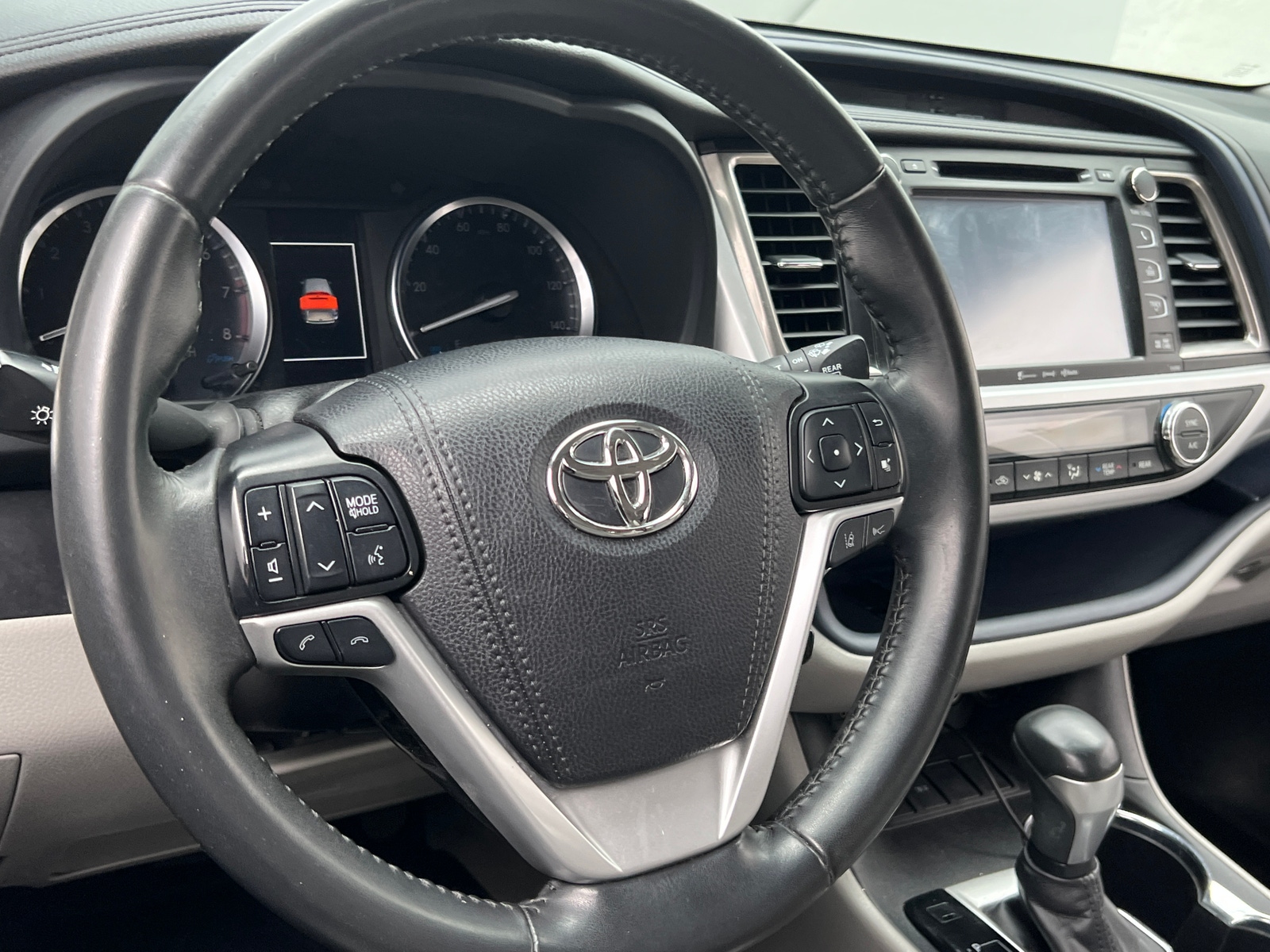 Thumbnail: 2019 Toyota Highlander - 4