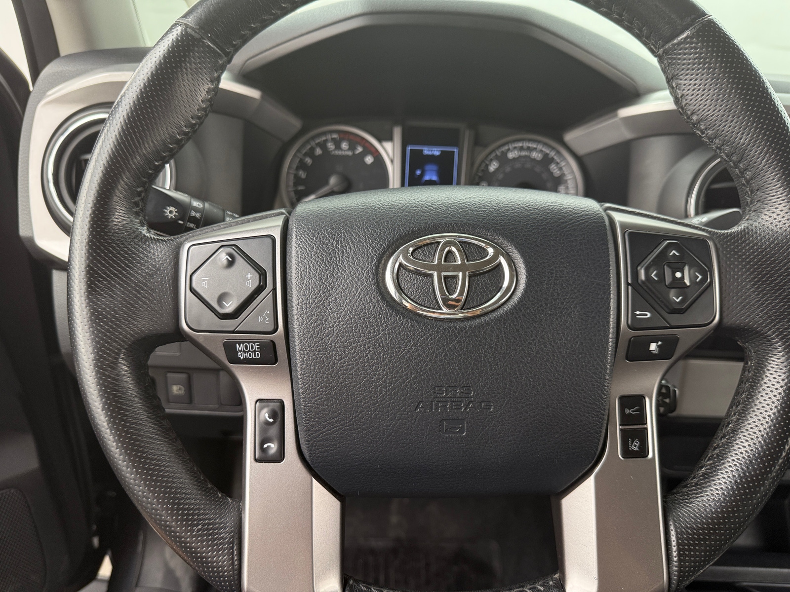 Thumbnail: 2020 Toyota Tacoma - 5