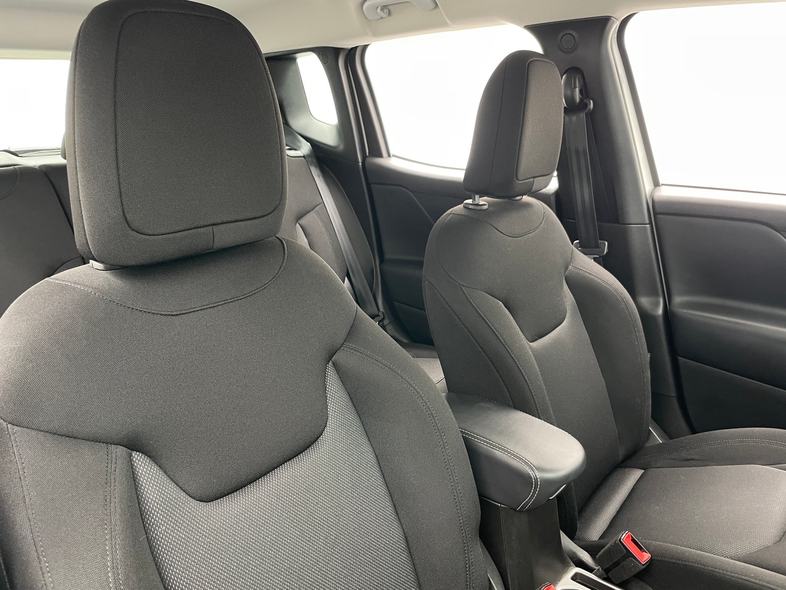 Thumbnail: 2022 Jeep Renegade - 2